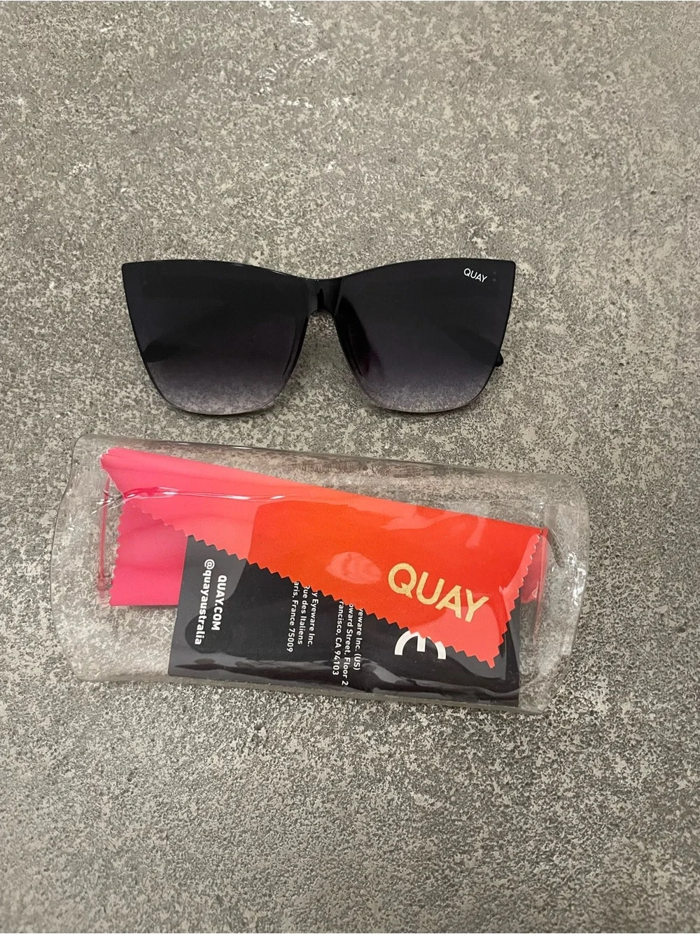 Quay Australia Come Thru Cat-Eye Sunglasses Black Ombre Lenses
